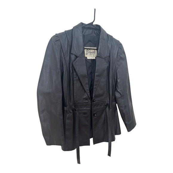 Vintage Classic  Bermans Leather Jacket Women’s Size 6 Black Fashion All Season - Picture 2 of 10